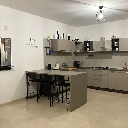 Schifano Apartment *